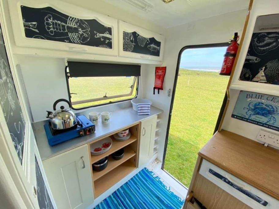 Lily Cosy Campervan With Sea Views & Amazing Sunrises St Ives  Exterior photo